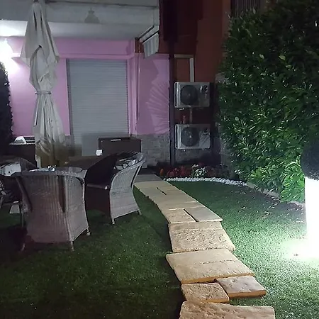 לינה וארוחת בוקר Ai Prati ברגמו